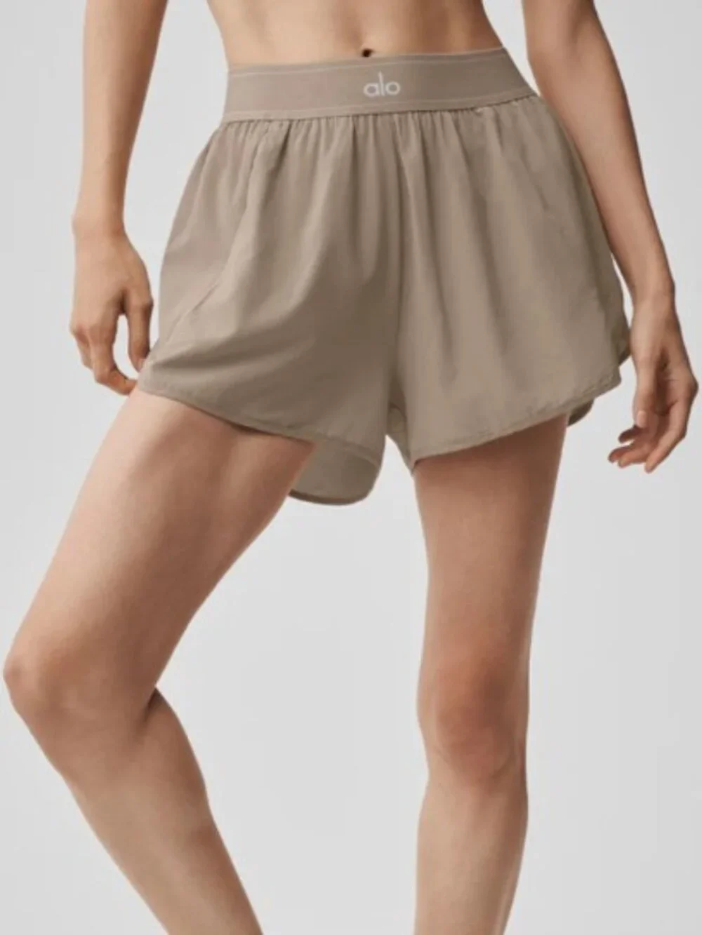 NWT ALO Match Point Short Gravel